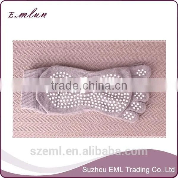 Non-slip Antibacterial Professional Yoga Five Fingers Socks photo-4