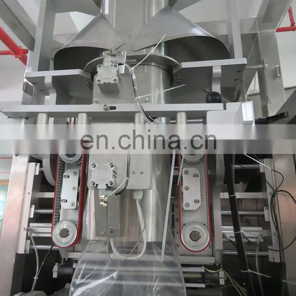 Automatic Vertical 1kg Cooking Edible Oil Soft Drink Pouch Packing Machine in Guangdong photo-2