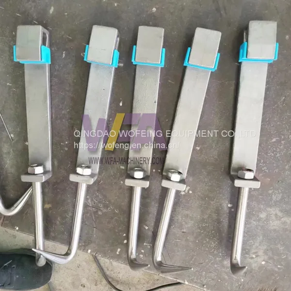 Professional Halal Slaughterhouse Cattle Abattoir Hook For Slaughtering Equipment