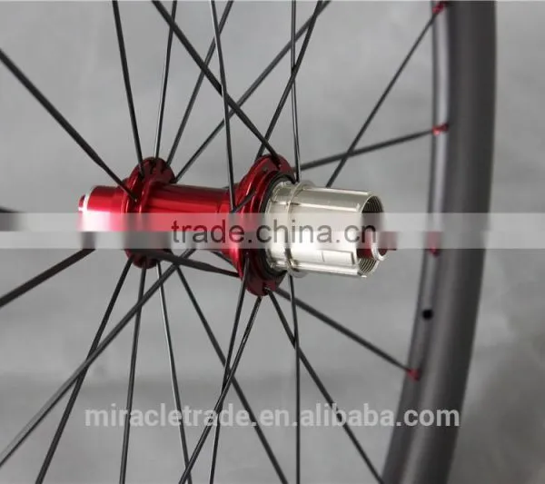 56mm Clincher Wheels Red R36 Hub Carbon Wheels Red Nipples Full Carbon Wheels China W56C photo-6