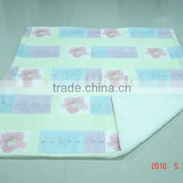 100% Polyester Printed Short Fur Sherpa Throw