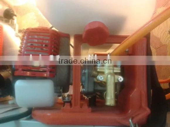 Guangzhou Suppliers Cheap 25L Petrol Knapsack Sprayer Power Agricultural Spray Equipment photo-3