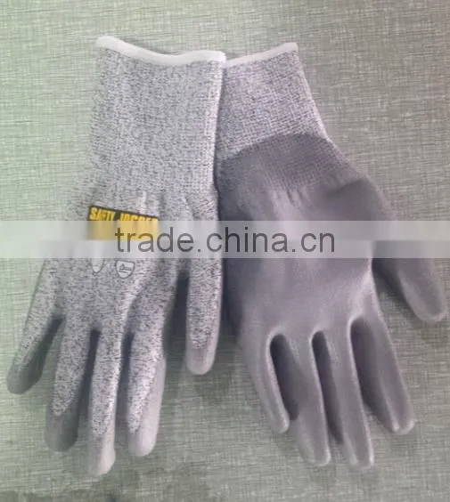 RED HPPE CUT RESISTANT HAND GLOVE photo-4