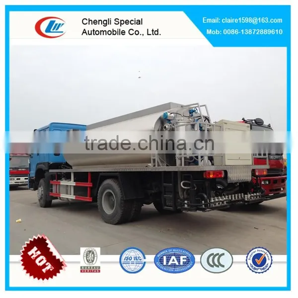 Sinotruk 8000L Asphalt Distributor Trucks for Sale photo-3