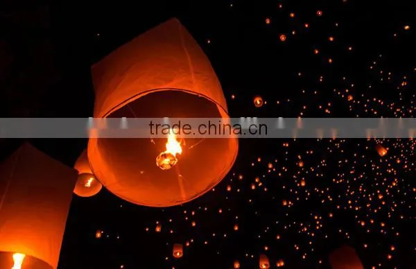 2015 Cheap Eco-friendly Fire Sky Lanterns Wholesale Flying Chinese Paper Festival Blessing Sky Lanterns photo-4