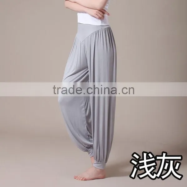 Women Wholesale Custom Yoga Pants photo-3