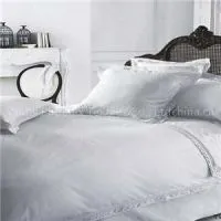 White Embroided Duvet