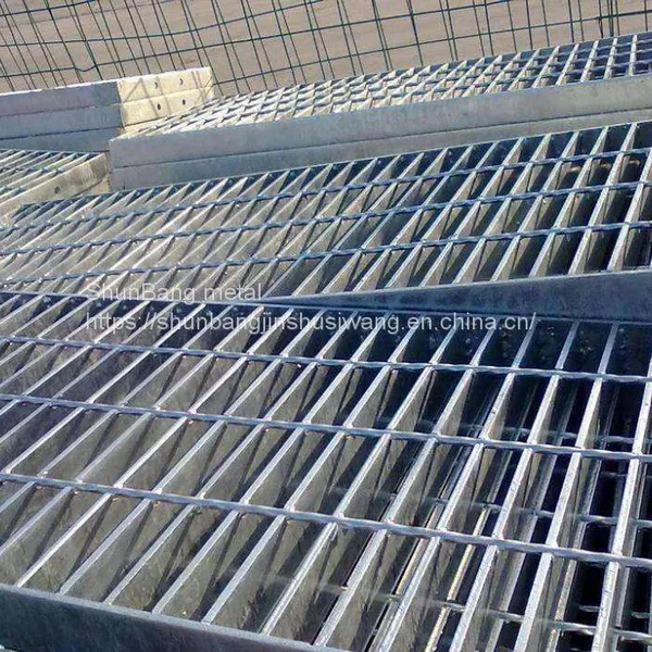 Stainless Steel Loft Ground Grid Composite Steel Grating Hot-dip Galvanized Steel Grating Cover photo-4