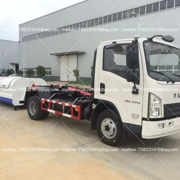 Hook Arm Garbage TruckClean up the Garbage in the Factory Area photo-2