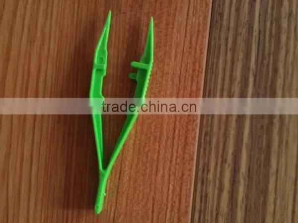 2014 Hot Selling Eco-friendly Plastic Tweezers