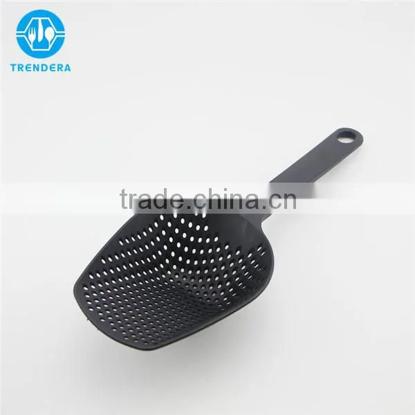Good Quality Functional Nylon Colander Plastic Strainer photo-3