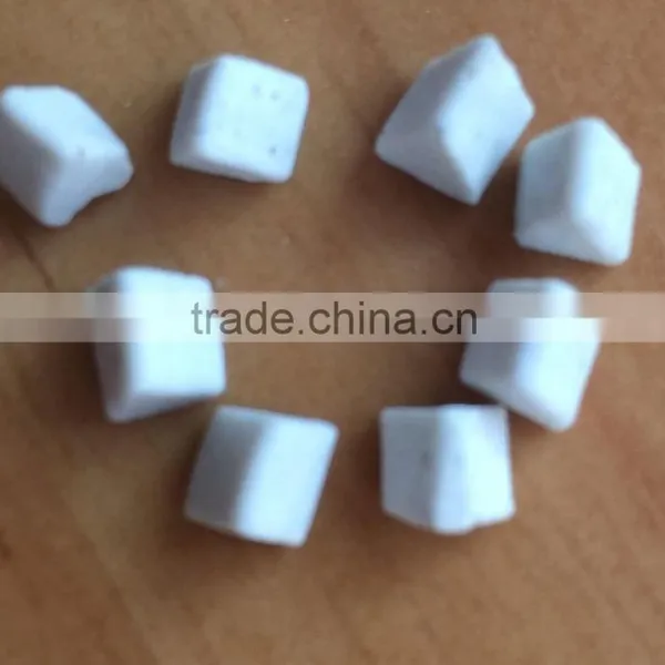 Ceramic Polishing Media in Angle Cut Shape