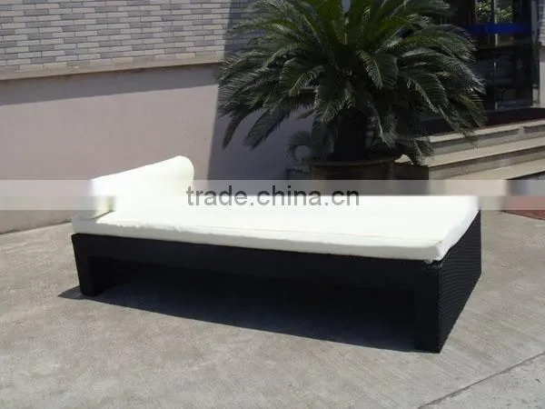 Patio Rattan Lounge Daybed Poolside photo-4