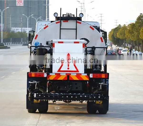 Sinotruck Howo 6000L Asphalt Tanker Truck for Sale photo-3