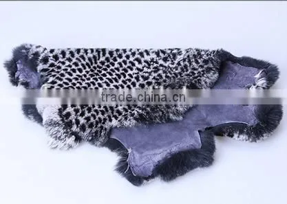 Pattern of Real Fur OEM Service Ladies Rabbit Skin Price