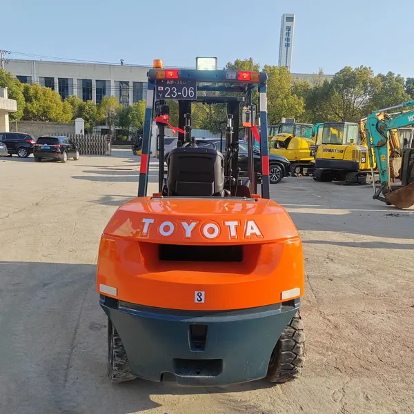 Second Hand Toyota FD30 Forklift With Better Performance/Second Hand Toyota FD50 FD30 Hot Selling photo-4