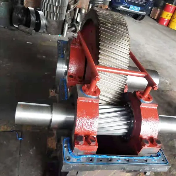Single-stage ZDY450-3.15-2 Hardened Tooth Surface Gear Reducer / Gearbox for Sand Dredger photo-4
