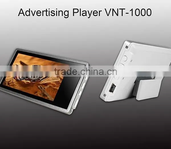 CE Approved Digital Wearable Video Name Tag Vidbadge Advertising Player TFT Screen Lithium Battery Video & Photo Display