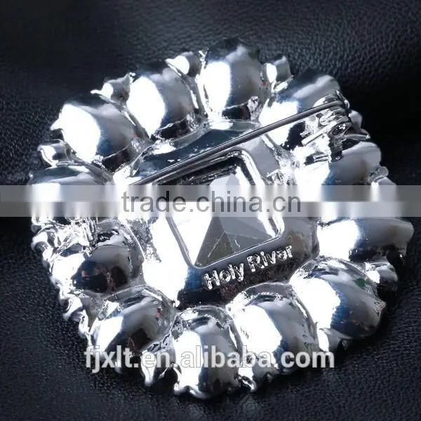 Square Brass Crystal China Wholesale Brooch photo-3