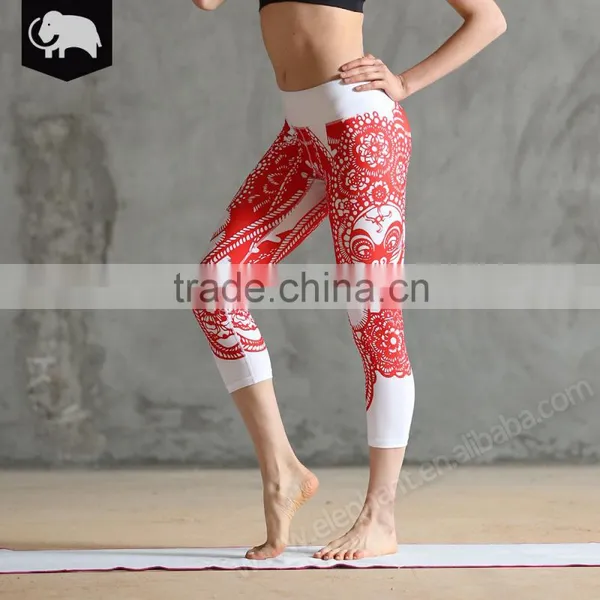 European Hot Sell Quick Dry Breathable Fashion Printing Girls Yoga Pants photo-2