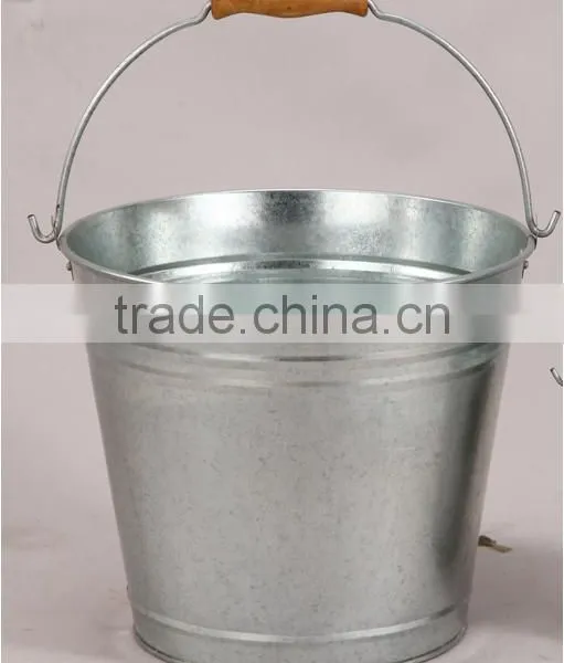 Galvanized Water Bucket /wood Handle photo-3