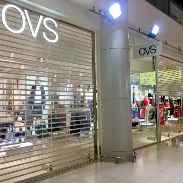 Premium Vision Crystal Rolling Doors | Seamless Transparency | Turn Your Storefront Into a 24/7 Showroom photo-3