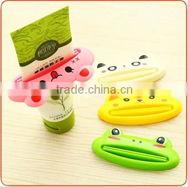 M038 Cute cartoon wholesale Cleansing Cream squeezer toothpaste squeezer