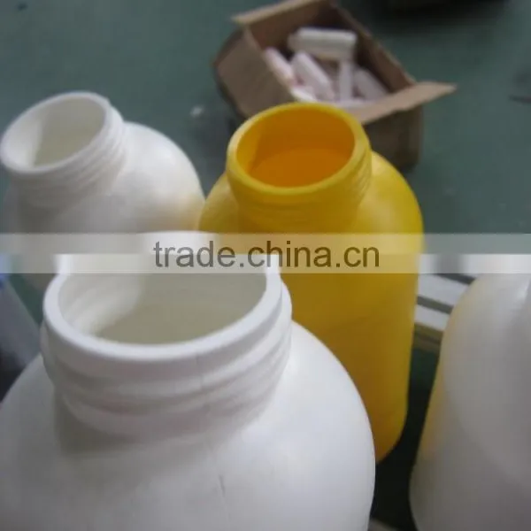 PES Milk Bottle Neck Cutting Machine photo-2