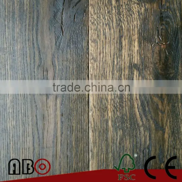 Easy Care Light Smoked Oak Engineered Wood Flooring photo-4
