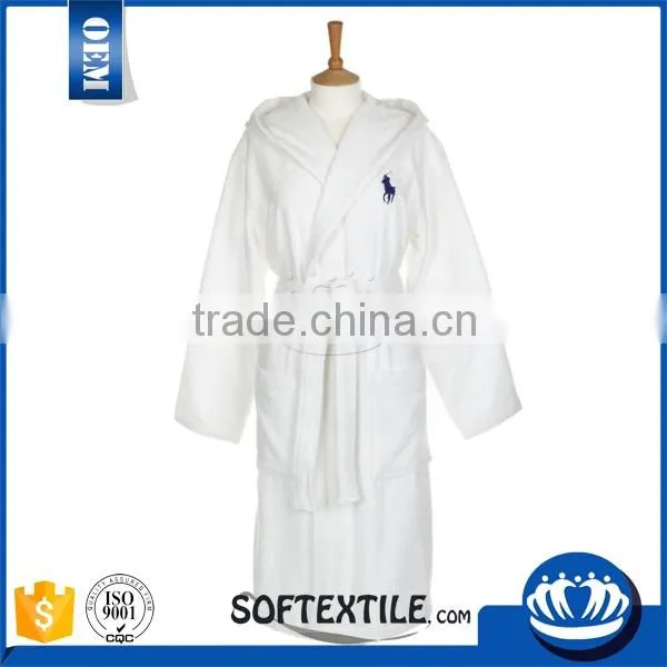 China Manufacturer Multi-function Custom-made Coral Fleece Bathrobe photo-6