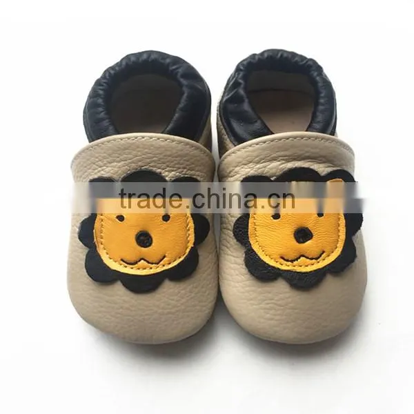 2016 Genuine Leather Baby Shoes Rubber Sole Kids Shoes for Boys and Girrls photo-6