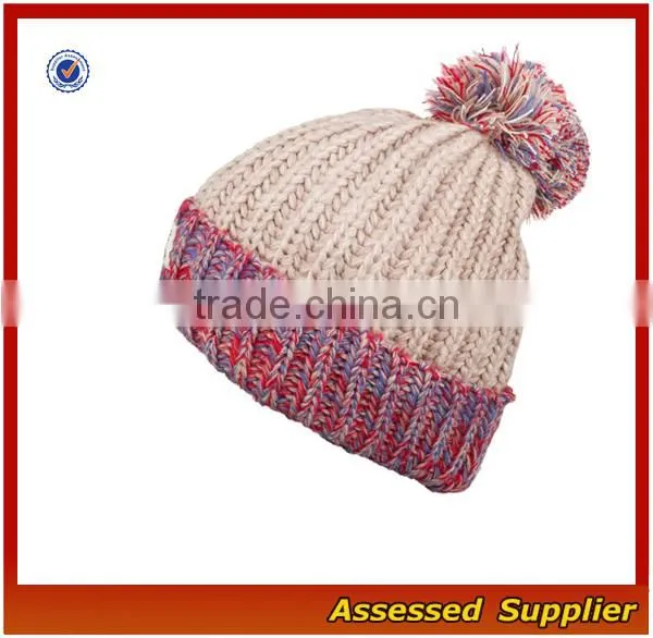 High Quality Hand-knitted Winter Cap Thick Knitting Wool Beanie Hat With Pom Pom photo-3