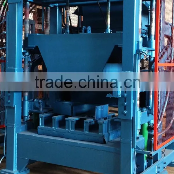 High Quality Concrete Block Making Machine photo-4