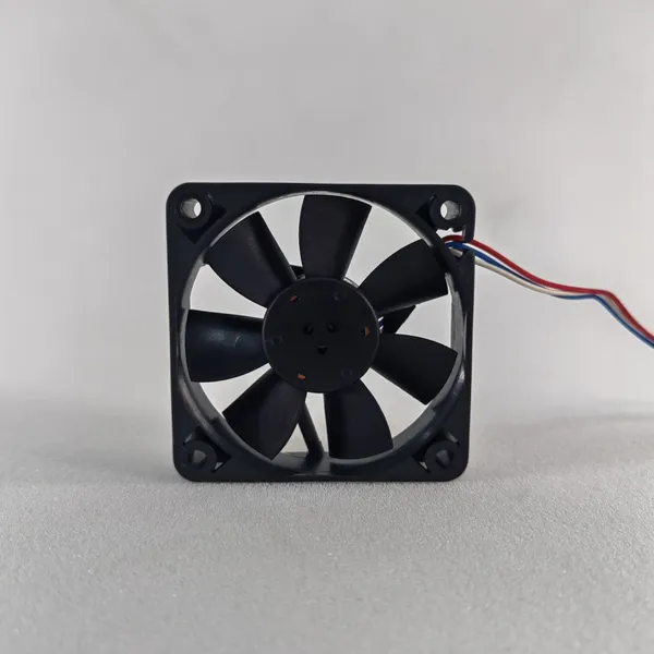 Ebm 612F/2 DC Axial Fans 12V 1W 3900RPM 27m/h 60x60x15mm 27dB Industrial Exhaust Fan for Data Center Ventilation photo-4