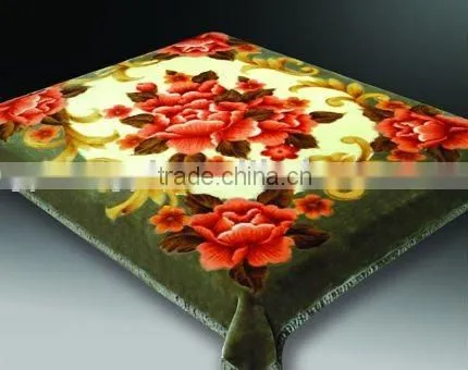 Polyester Printed 150*200cm Carved Blanket