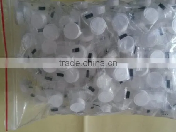 Wholesale One-time Use White Spunlace Nonwoven Small Squares Magic Towel Compressed photo-3