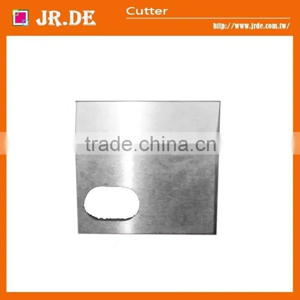 Use Carpet Cutting Knife photo-2