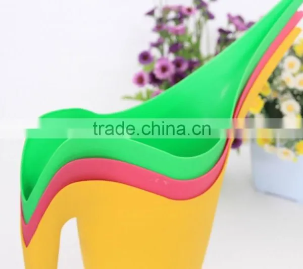 Best Sell Plastic Garden Watering Pot for Flower Plant photo-5