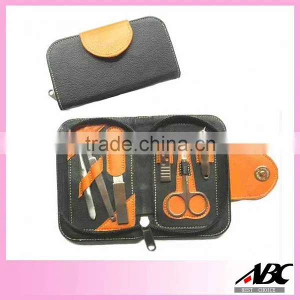 Cute Carry Bag Shape Manicure And Pedicure Set photo-4