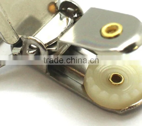 Fashion High Quality Metal Suspender Clip With Plastic Teeth Inside for Garment photo-5