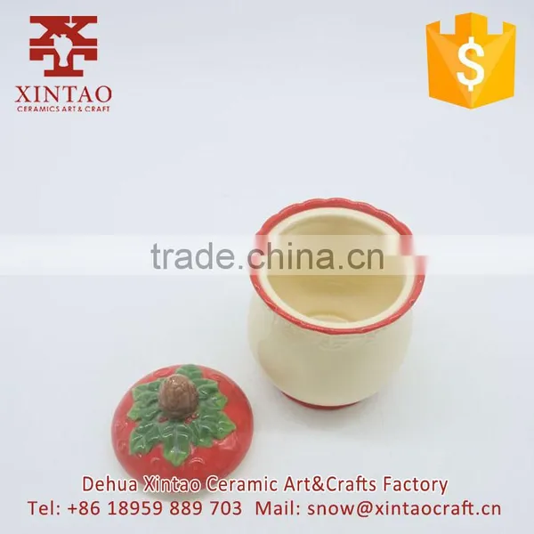 Eco-friendly Strawberry Ceramic Soup Pots With Lid for Kitchenware photo-2