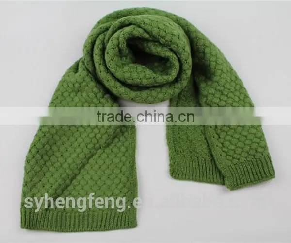 Fashionable Women Scarf Hat and Gloves Knitted Set Quality Choice photo-4