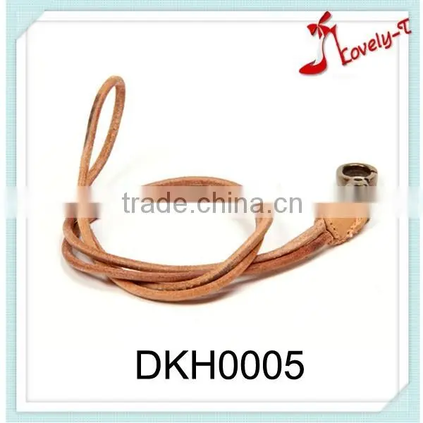 2015 China Factory Handmade Key Chains Fashion Neck Hanging Wholesale Leather Key Holder
