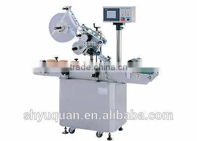 Auto bottle labeling machine