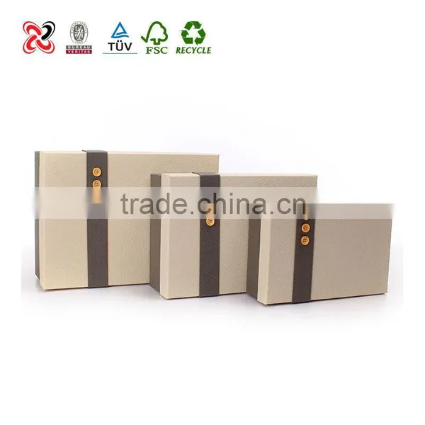 2015 Cardboard With Ribbon Design Paper Folding Gift Box photo-2