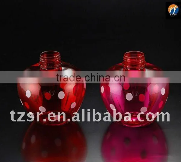 500ml Strawberry Shaped Dot Body Lotion Spray Bottle Shampoo Plastic Empty Container photo-4