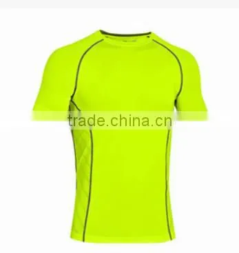 Wholesale Four Needles Six Lines Men Tights Short Sleeve Football Team 100%polyester Football Wear