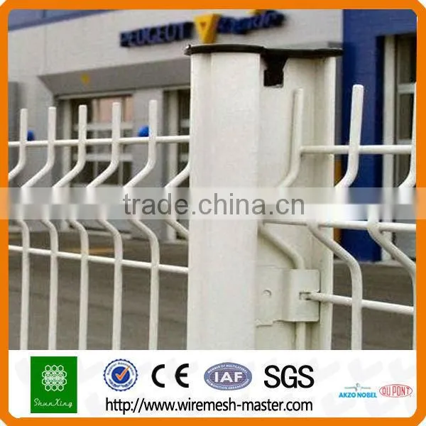 Cheaper PVC Coated Wire Mesh Garden Fence photo-5