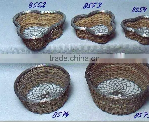 Wicker Wire Basket Round Base