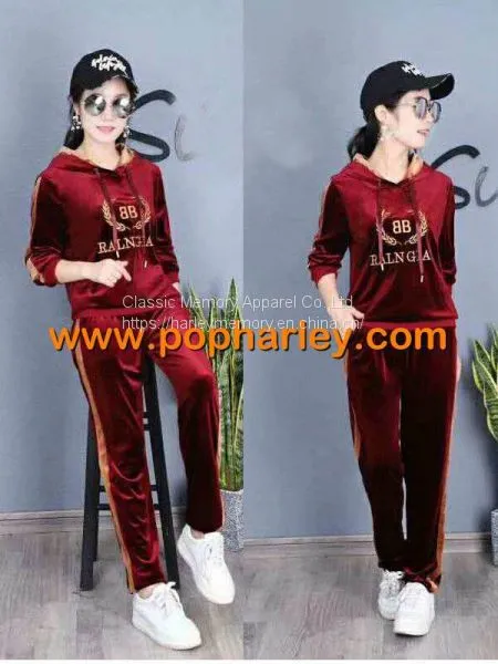 Factory Wholesale Woman Gold Velvet Sportswears photo-2